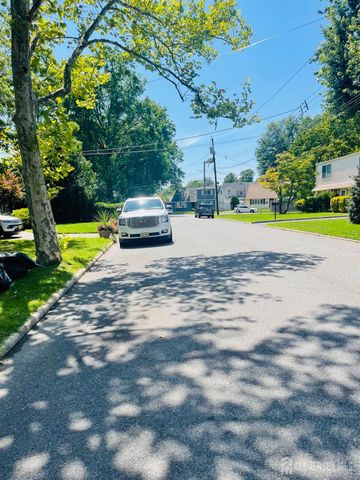 19 DAVID Court, Colonia, NJ 07067