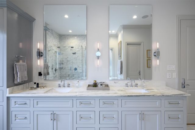 6517 Prestonshire Lane, Dallas, TX 75225