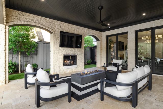 6517 Prestonshire Lane, Dallas, TX 75225