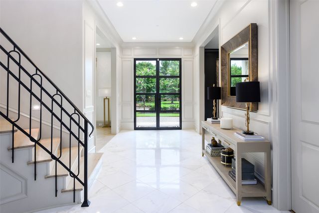 6517 Prestonshire Lane, Dallas, TX 75225