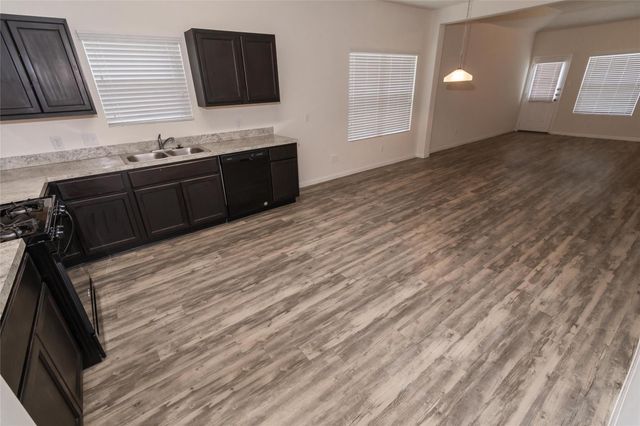 58 Santa Barbara Drive, Manvel, TX 77578