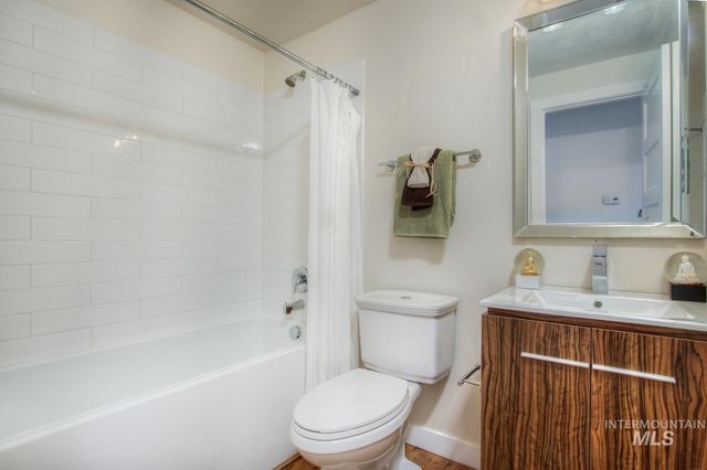 4223 W Camas St, Boise, ID 83705