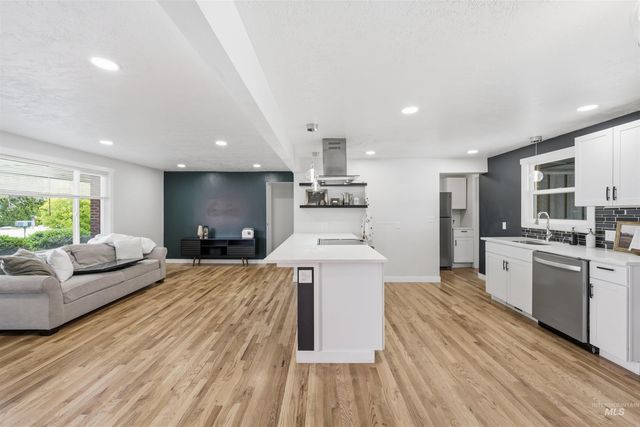 4223 W Camas St, Boise, ID 83705