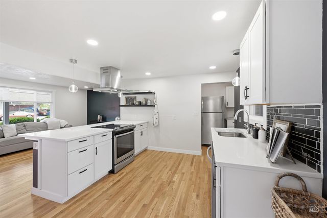 4223 W Camas St, Boise, ID 83705