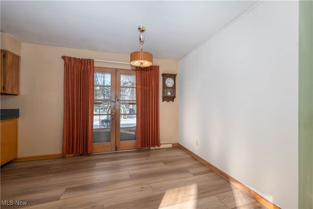 1035 Lois Avenue NW, North Canton, OH 44720