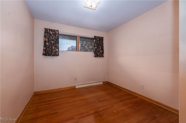 1035 Lois Avenue NW, North Canton, OH 44720