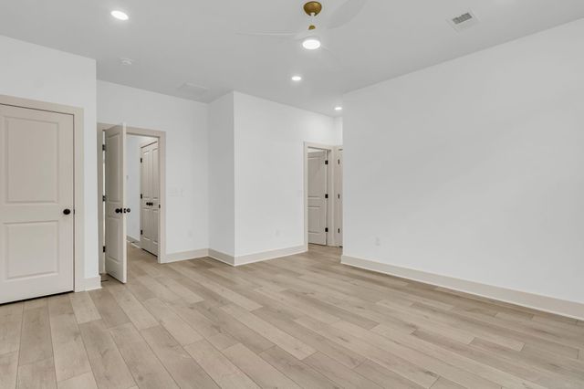 4007 Gravely Avenue, North Charleston, SC 29405