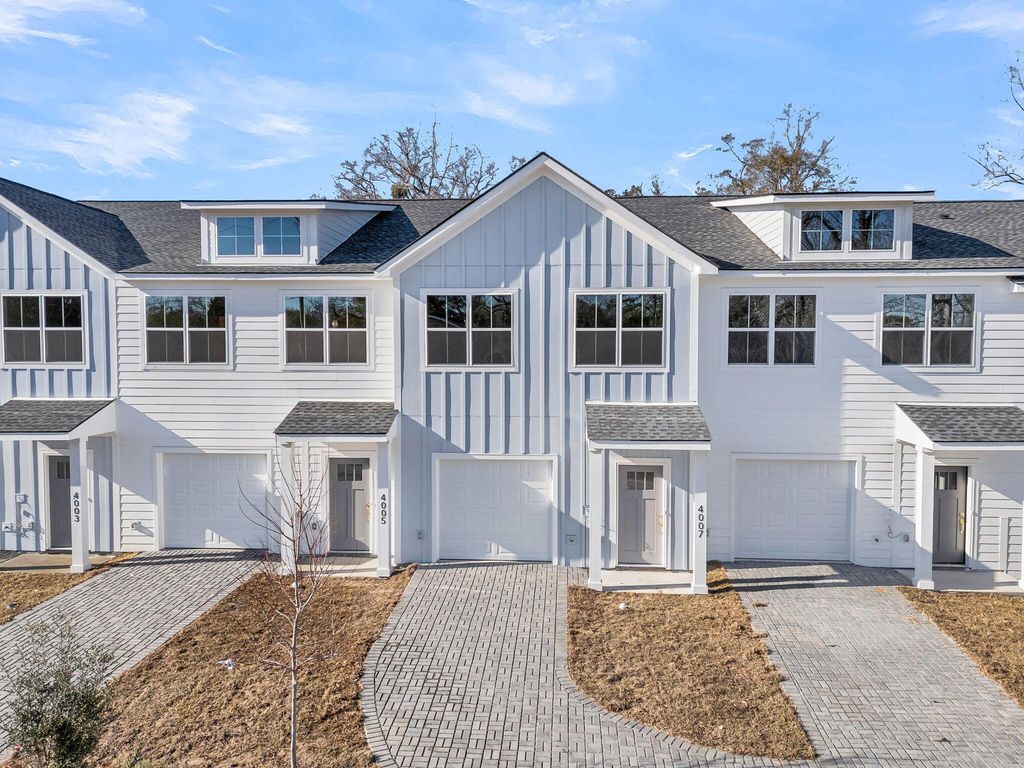 4007 Gravely Avenue, North Charleston, SC 29405