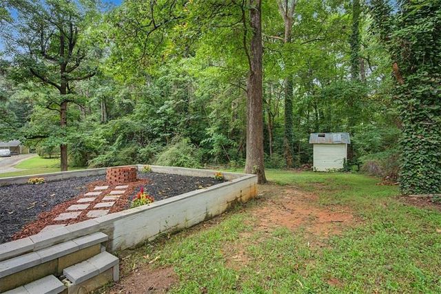 4914 Howard Drive, Powder Springs, GA 30127