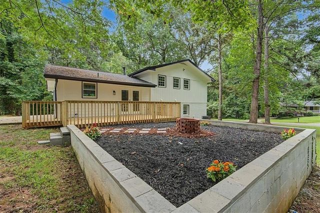 4914 Howard Drive, Powder Springs, GA 30127