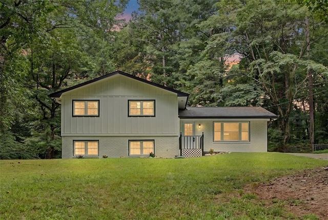 4914 Howard Drive, Powder Springs, GA 30127