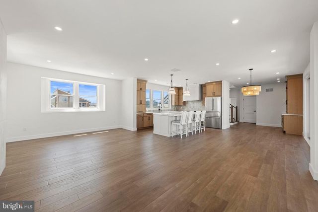 101 CLYDE LANE, Manahawkin, NJ 08050