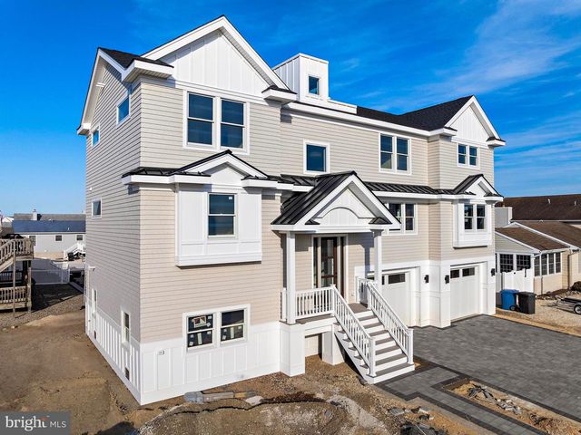 101 CLYDE LANE, Manahawkin, NJ 08050