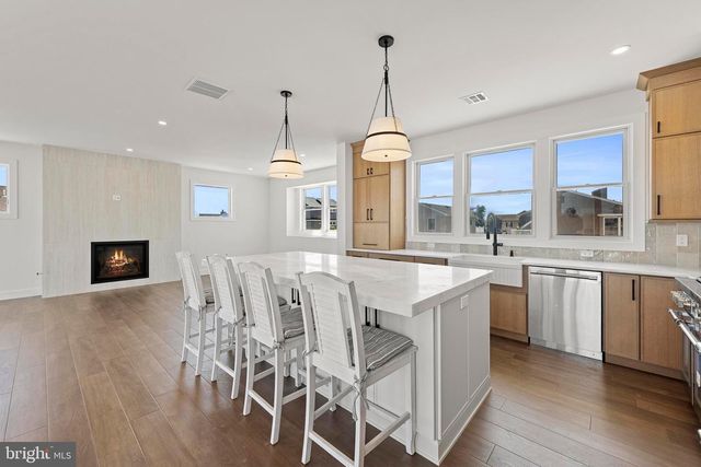 101 CLYDE LANE, Manahawkin, NJ 08050