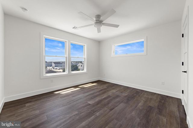 101 CLYDE LANE, Manahawkin, NJ 08050