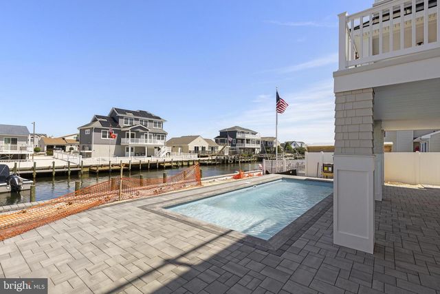 101 CLYDE LANE, Manahawkin, NJ 08050