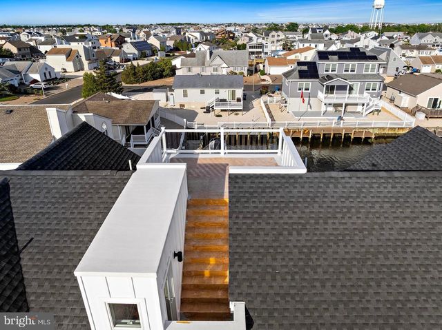 101 CLYDE LANE, Manahawkin, NJ 08050