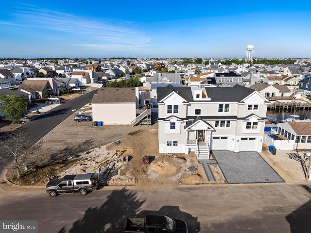 101 CLYDE LANE, Manahawkin, NJ 08050