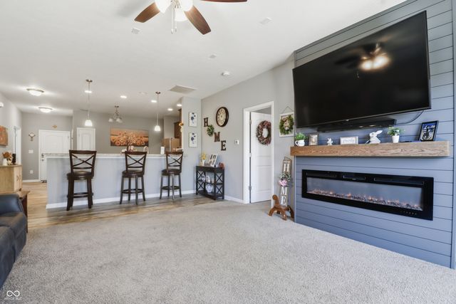 2332 Longleaf Lane, Greenfield, IN 46140