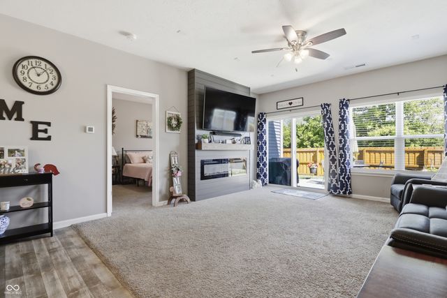 2332 Longleaf Lane, Greenfield, IN 46140