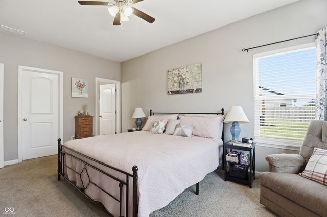 2332 Longleaf Lane, Greenfield, IN 46140