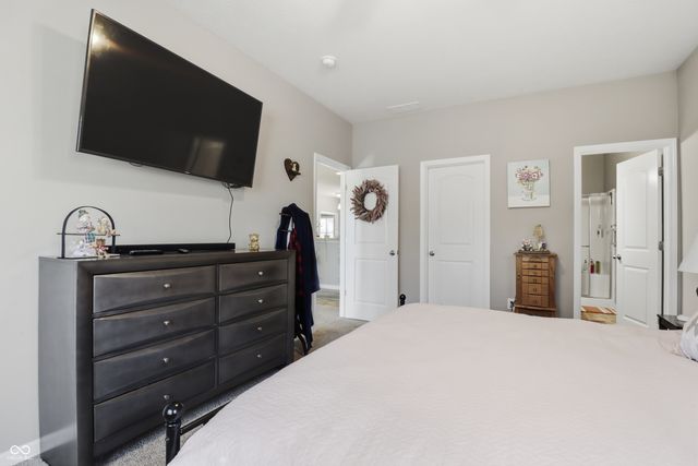2332 Longleaf Lane, Greenfield, IN 46140