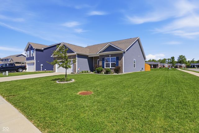 2332 Longleaf Lane, Greenfield, IN 46140