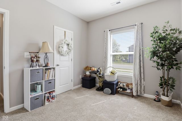 2332 Longleaf Lane, Greenfield, IN 46140