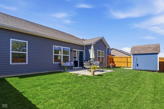 2332 Longleaf Lane, Greenfield, IN 46140