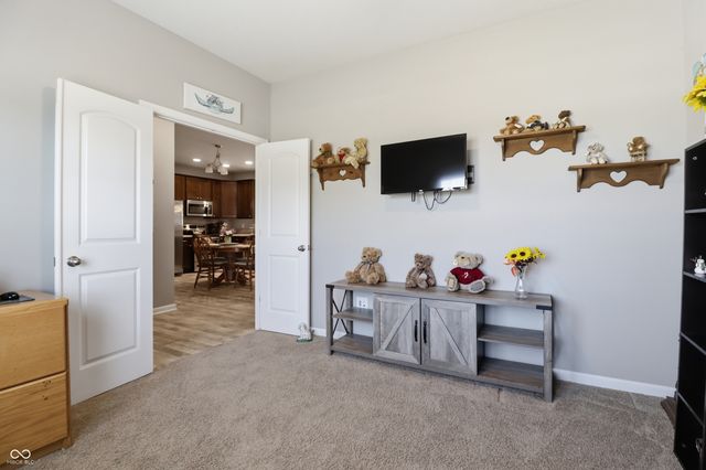 2332 Longleaf Lane, Greenfield, IN 46140