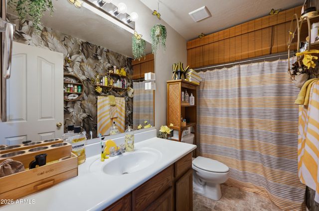 4172 E ORCHID Lane, Gilbert, AZ 85296