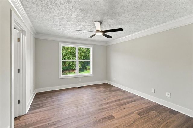 6035 Daffodil Drive, Flowery Branch, GA 30542