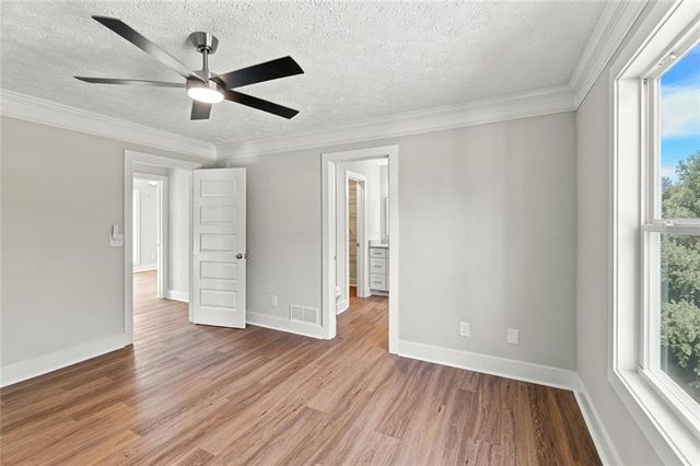 6035 Daffodil Drive, Flowery Branch, GA 30542