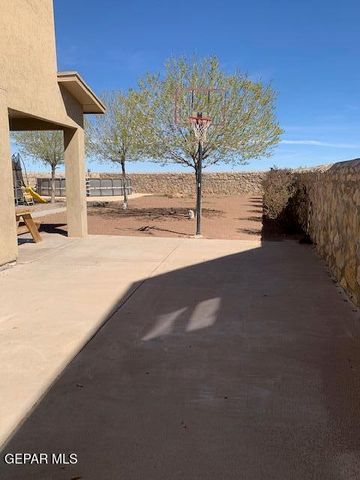 5616 JIM CASTANEDA Drive, El Paso, TX 79934