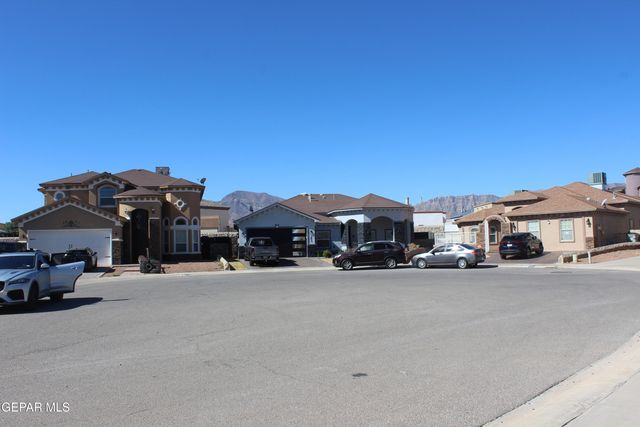 5616 JIM CASTANEDA Drive, El Paso, TX 79934