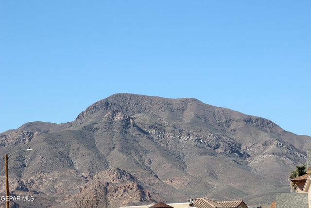 5616 JIM CASTANEDA Drive, El Paso, TX 79934