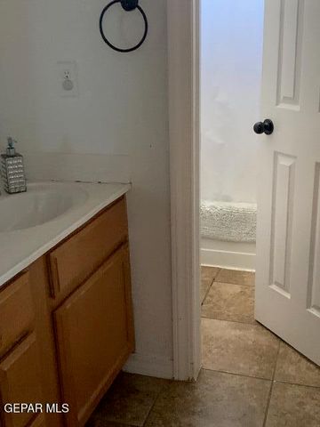 5616 JIM CASTANEDA Drive, El Paso, TX 79934