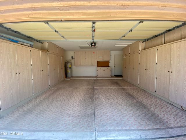 14562 W MOCCASIN Trail, Surprise, AZ 85374