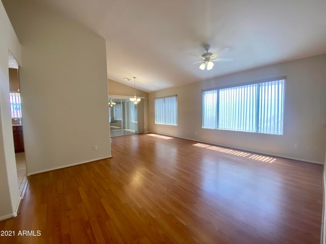 14562 W MOCCASIN Trail, Surprise, AZ 85374