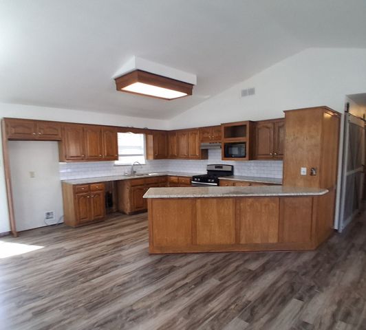 3836 Rs County Road 1605, Lone Oak, TX 75453