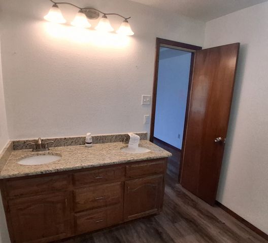 3836 Rs County Road 1605, Lone Oak, TX 75453
