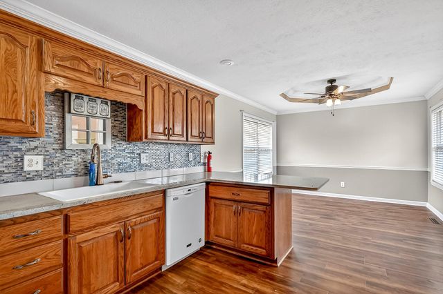 611 W Coventry Street, Nixa, MO 65714