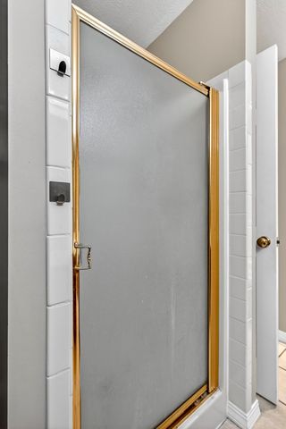 611 W Coventry Street, Nixa, MO 65714