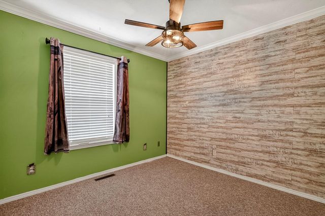 611 W Coventry Street, Nixa, MO 65714