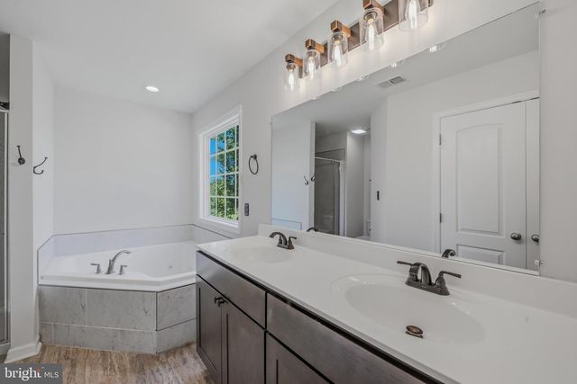 80 MERKABA WAY, Martinsburg, WV 25404