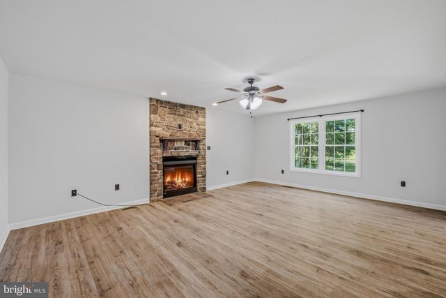 80 MERKABA WAY, Martinsburg, WV 25404
