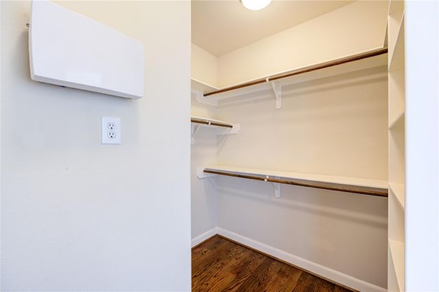 5813 Washington Avenue B, Houston, TX 77007