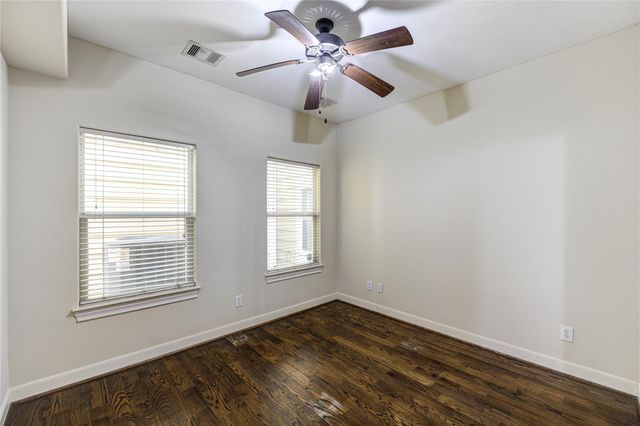 5813 Washington Avenue B, Houston, TX 77007
