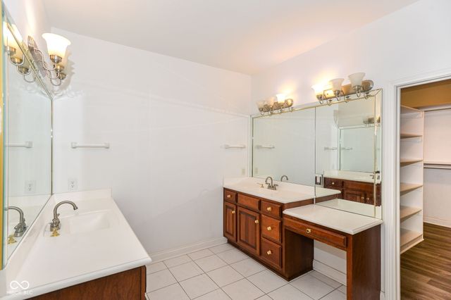 6610 Royal Oakland Drive, Indianapolis, IN 46236