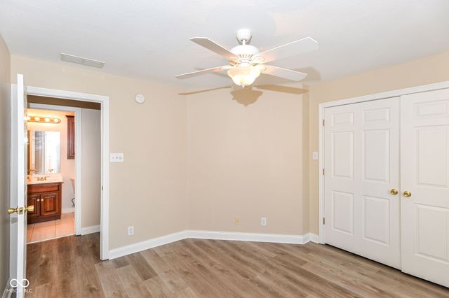 6610 Royal Oakland Drive, Indianapolis, IN 46236